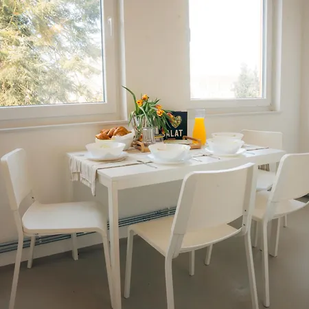 Modern - Balcony - Wlan - Smart-tv - Kitchen - For Workers Appartamento