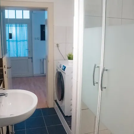 Modern - Balcony - Wlan - Smart-tv - Kitchen - For Workers Appartamento *