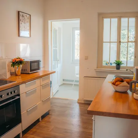 Modern - Balcony - Wlan - Smart-tv - Kitchen - For Workers