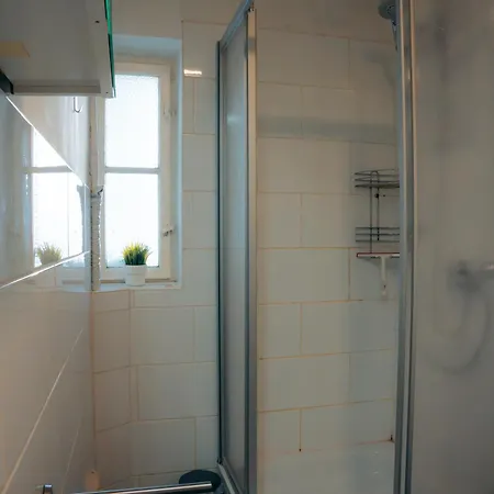 Appartamento Modern - Balcony - Wlan - Smart-tv - Kitchen - For Workers