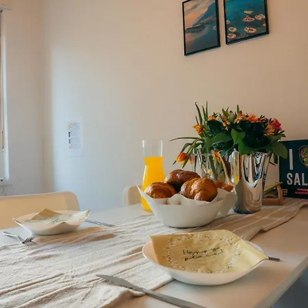 Appartamento Modern - Balcony - Wlan - Smart-tv - Kitchen - For Workers