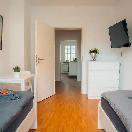 Modern - Balcony - Wlan - Smart-tv - Kitchen - For Workers