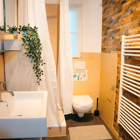 Modern - Balcony - Wlan - Smart-tv - Kitchen - For Workers Appartamento *