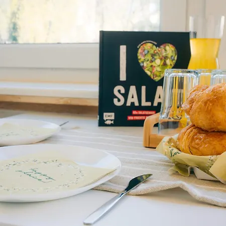 Modern - Balcony - Wlan - Smart-tv - Kitchen - For Workers Appartamento