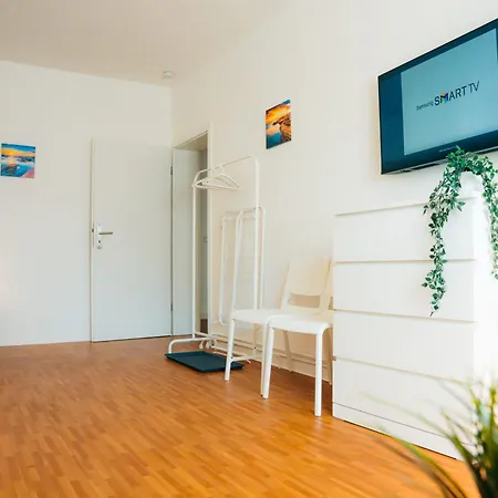 Appartamento Modern - Balcony - Wlan - Smart-tv - Kitchen - For Workers